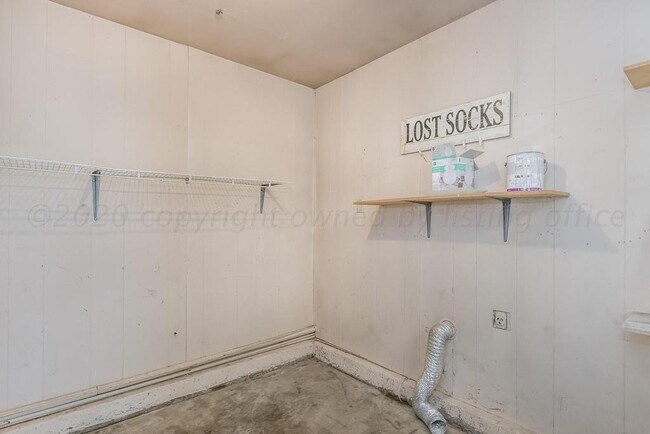 Photo - 1124 W Juniper Dr