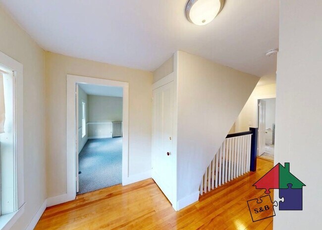 Photo - 123 Hill St Unit 3