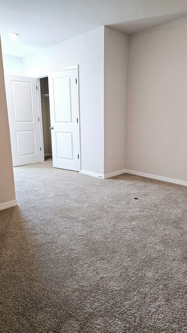 Photo - 2811 Banks Pointe Dr