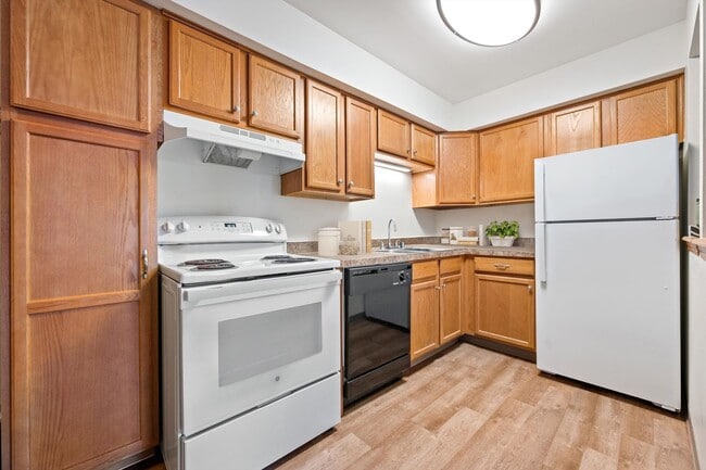 Photo - Country Aire