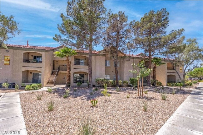 Building Photo - 7885 W Flamingo Rd Unit 1016