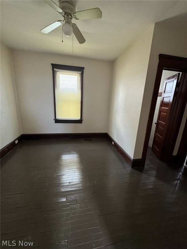 Photo - 3802 E 55th St