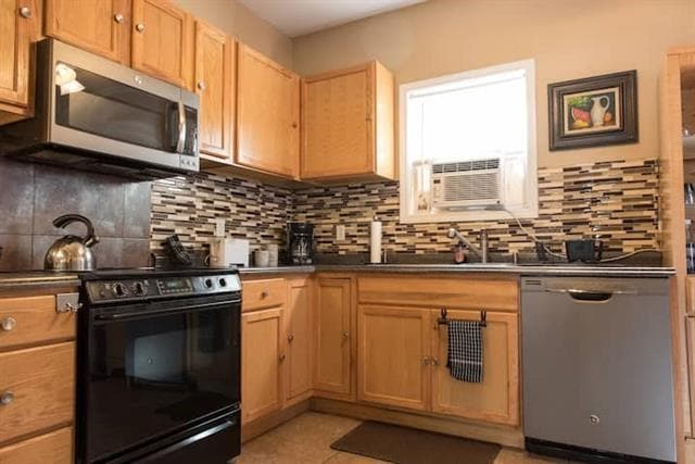 Photo - 4144 Cleveland Ave