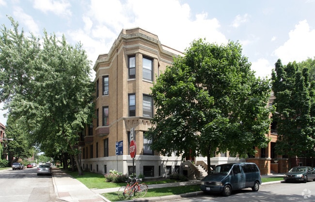 Building Photo - 5401-5403 S. Woodlawn Avenue