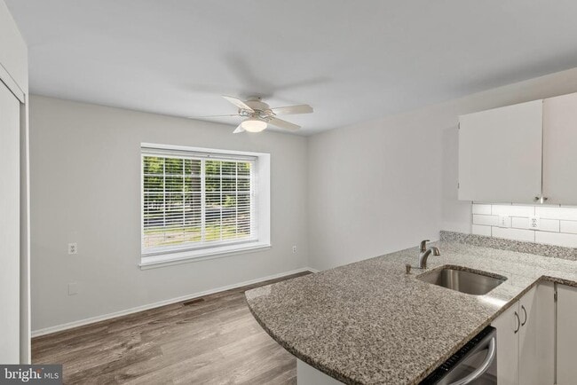 Photo - 11861 New Country Ln