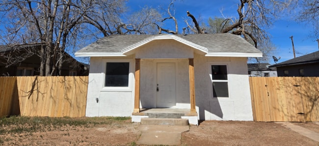 Building Photo - 2122 20th St Rental