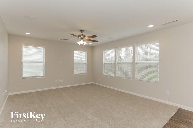 Photo - 10226 Holly Park Dr