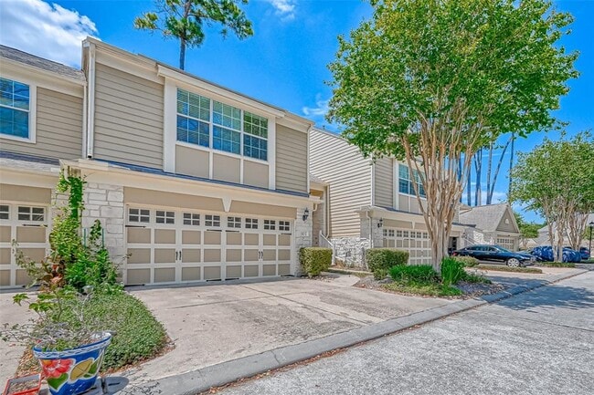 Photo - 13600 Breton Ridge St
