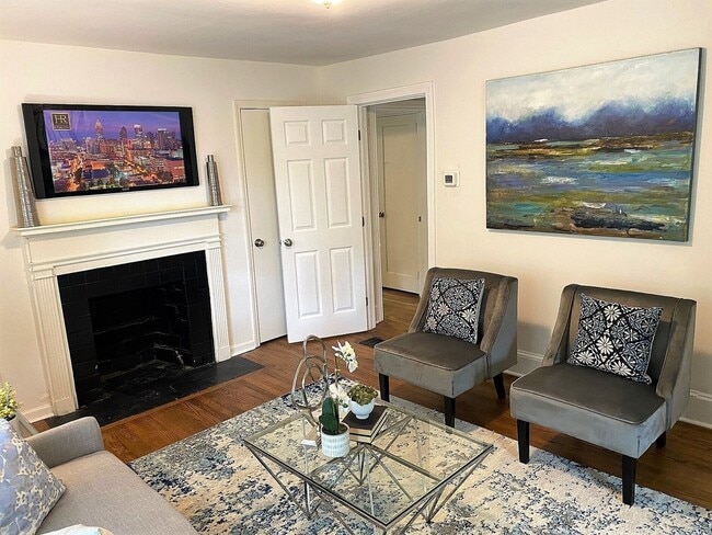 Photo - 2144 Delowe Dr