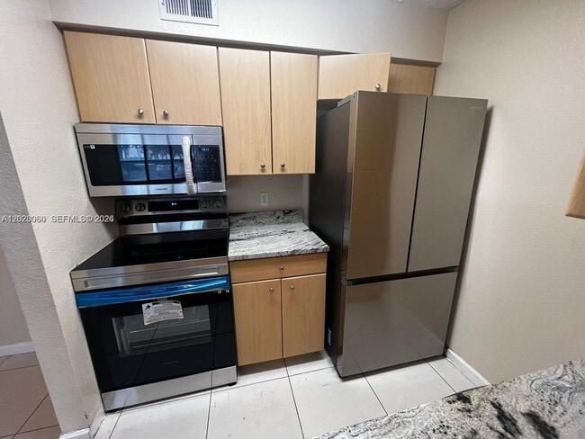 Photo - 2946 S University Dr Unit 7109
