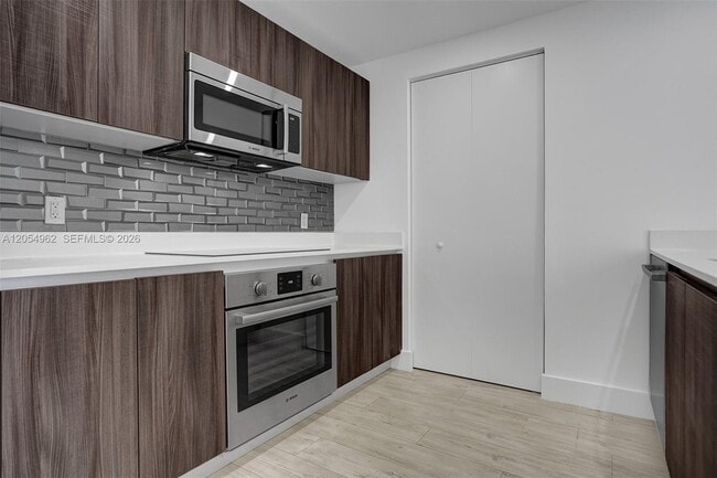 Photo - 488 NE 18th St Unit 4510