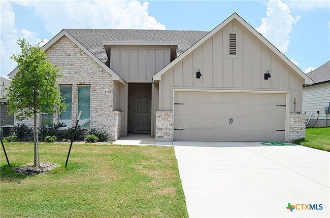 Building Photo - 2477 Bee Crk Dr