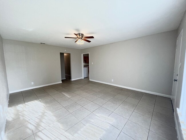 Photo - 1802-1804 Madrone Avenue Unit 1802