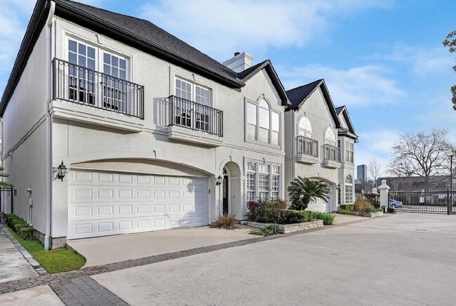 Building Photo - 2122 Nantucket Dr