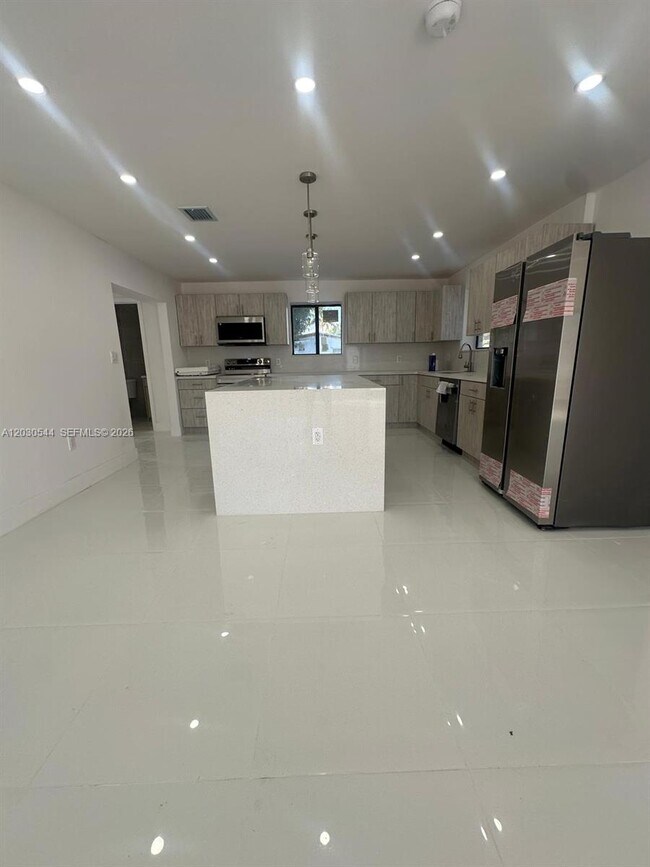 2041 NW 190th Terrace
