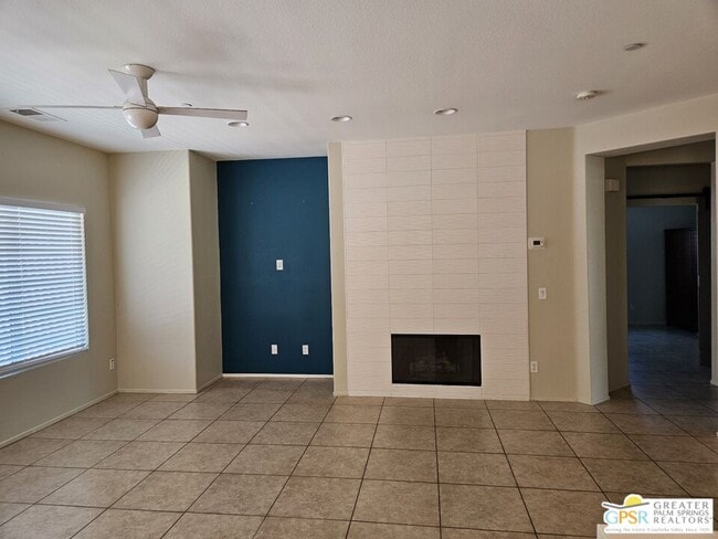 Photo - 755 Summit Dr