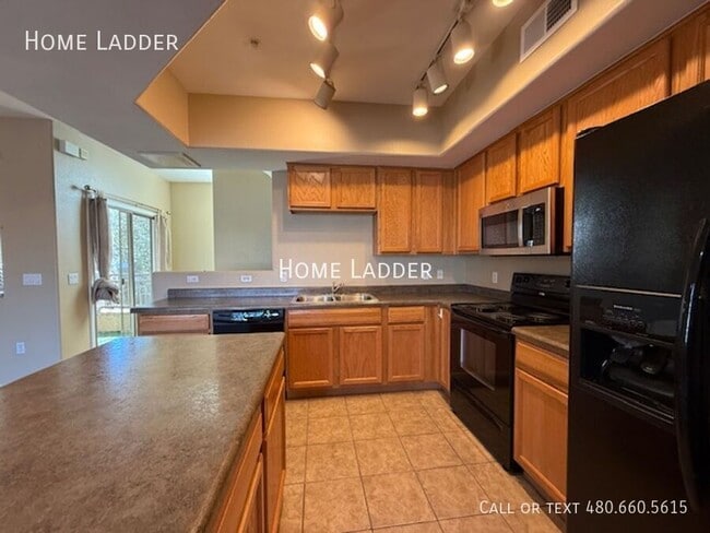 Photo - 2402 E 5th St Unit 1406