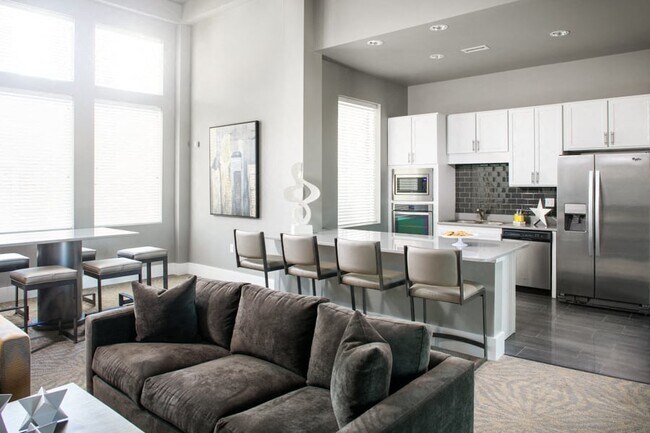 Photo - Ashbrook by Broadmoor