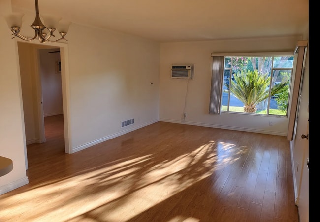 Building Photo - 224 Santa Rosa Rd Unit Apartment