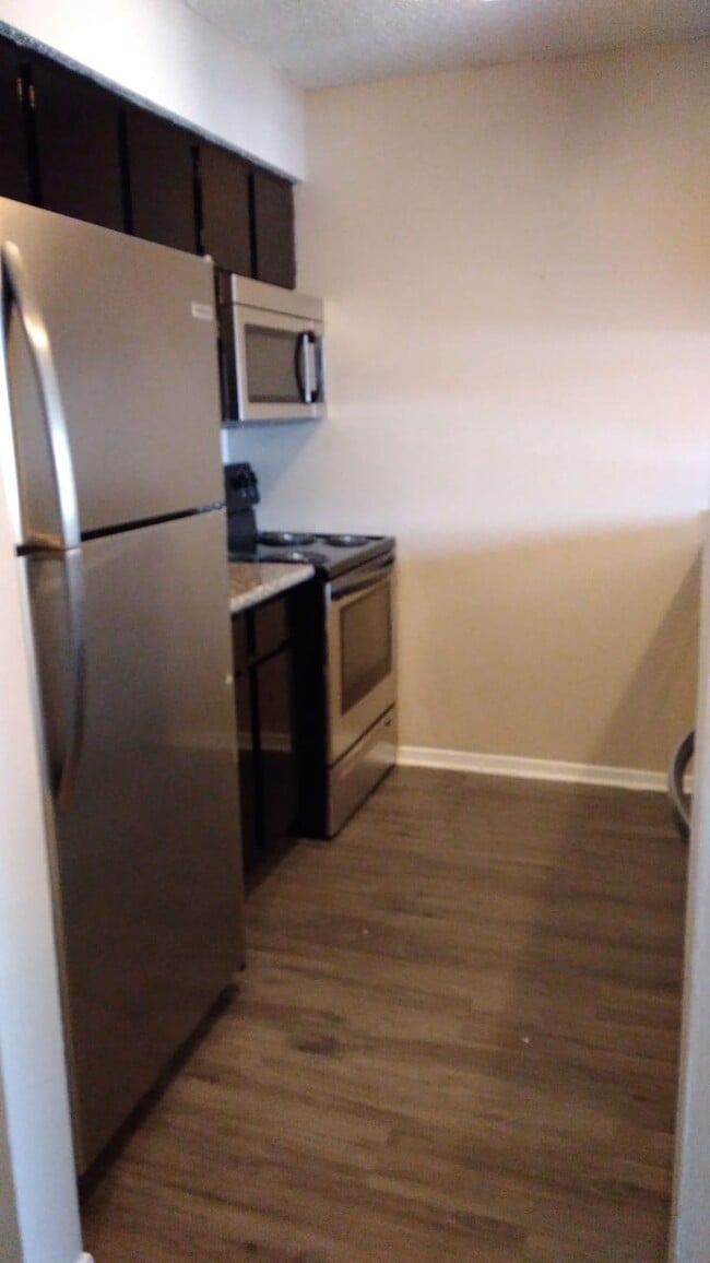 Photo - Greenville Court