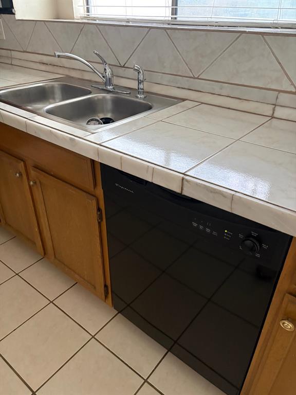 Photo - 2211 Rick Whinery Dr