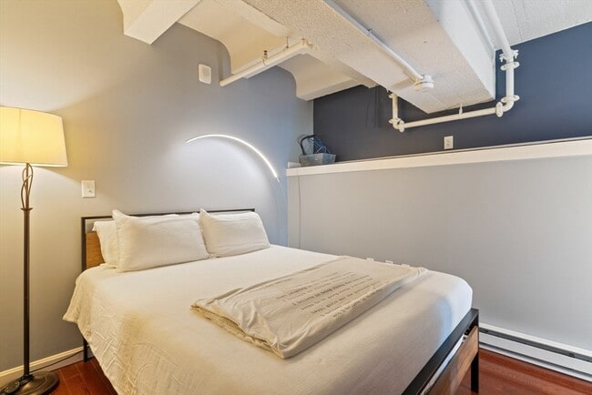 Photo - 12 Stoneholm St Unit 318