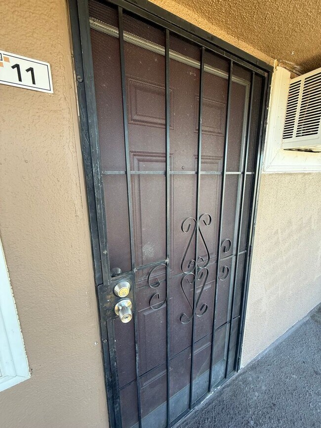 Photo - Welcome to SkyView Villa & Somerset Apartments! Unidad 2503-11