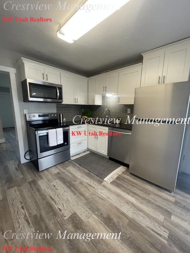 Photo - Claybourne Duplex Unit 153