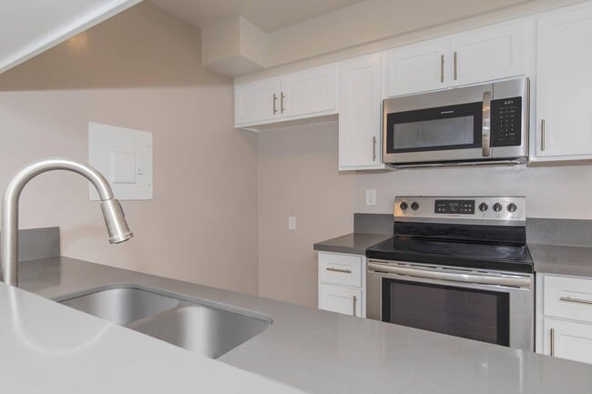 Wardlow Apartments