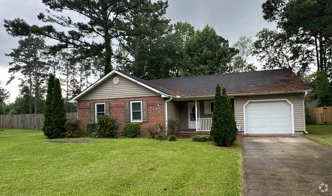 Building Photo - 409 Maplehurst Dr Rental