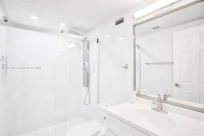 Photo - 2501 S Ocean Dr Unit 339 (Available  NOW)