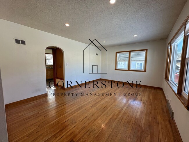 Photo - Well taken care of 2 bedroom $1095