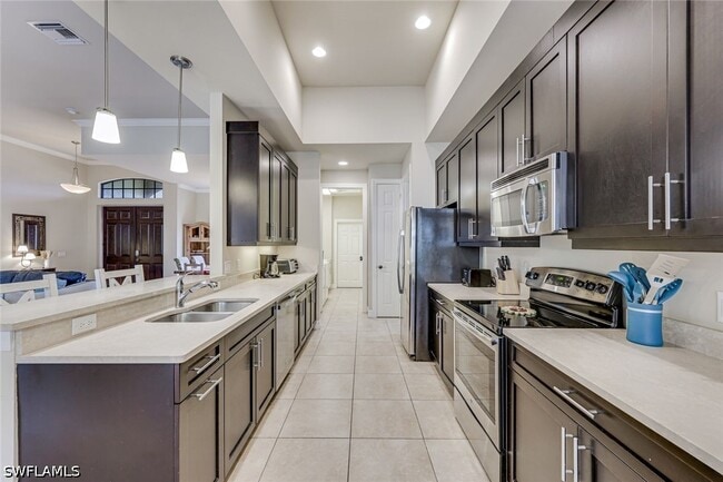 Photo - 1221 Briarwood Ct
