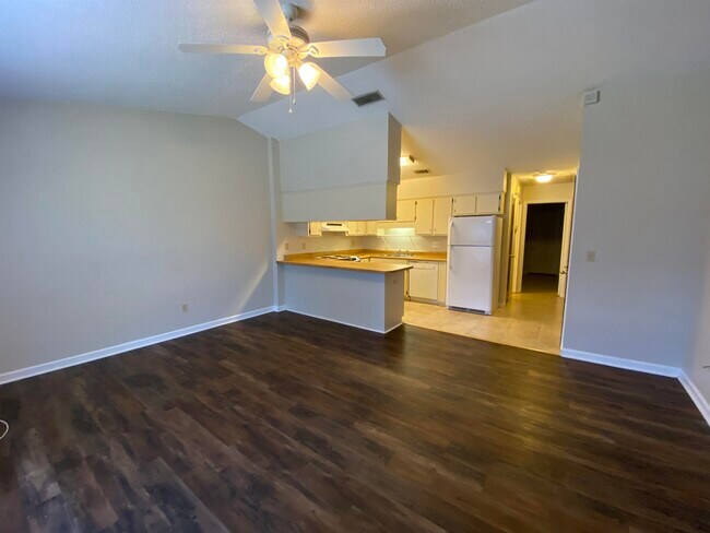 Photo - 2362 Hartsfield Way House