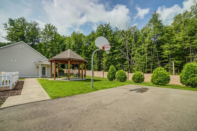 Photo - Madison Grove