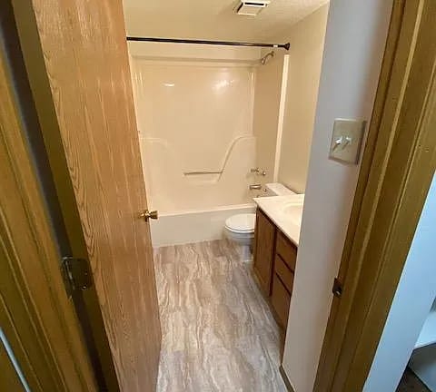 Photo - 7326-7340 Hampton Ave Unit A