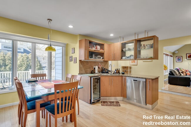 Photo - 829 Chestnut St