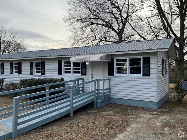 Building Photo - 8402 Duncan Bridge Rd Rental