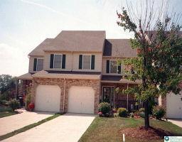 Building Photo - 1590 Pinewind Dr