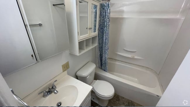 Building Photo - 340 6th Ave Unit 4 Rental