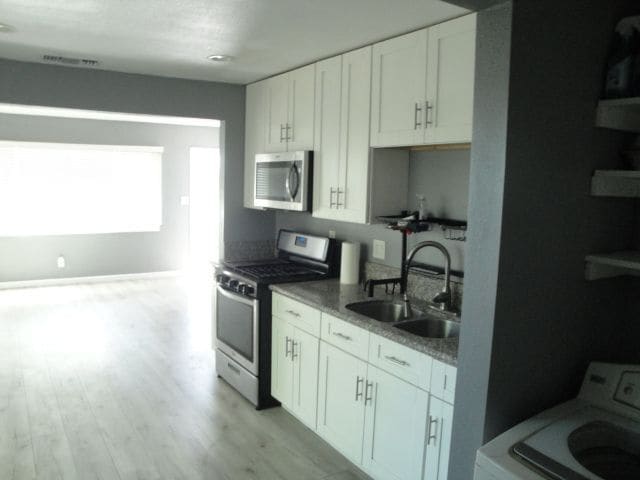 Photo - 6776 Wunderlin Ave