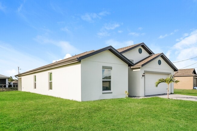 Photo - 873 Youngreen Dr