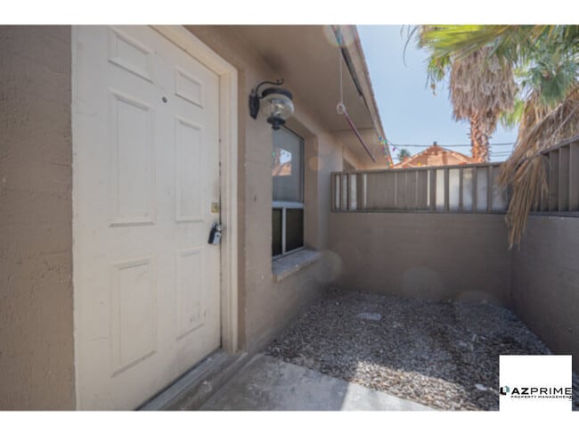 Photo - Experience this Newly Updated 2/1 Unit in ...