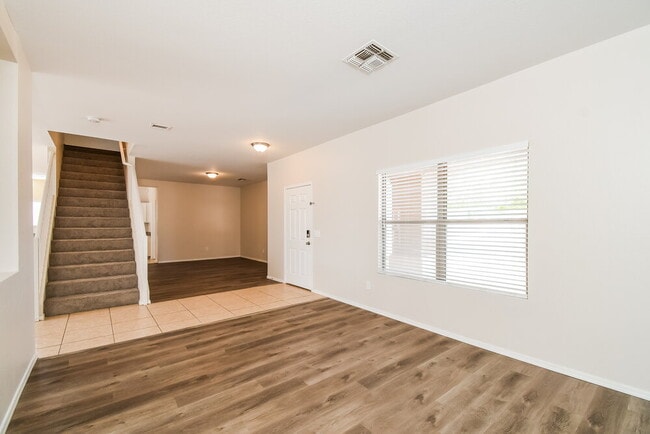 Photo - 11011 E Florian Ave