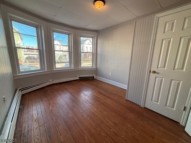 Photo - 232 Inslee Pl