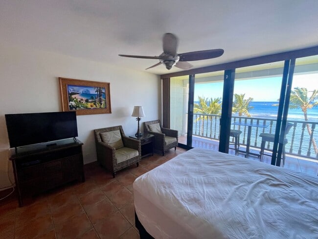 Photo - Lahaina Shores Furnished Studio Available Now!