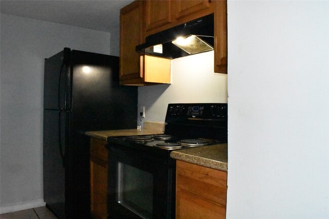 Building Photo - 11411 Harwin Dr. Unit 19