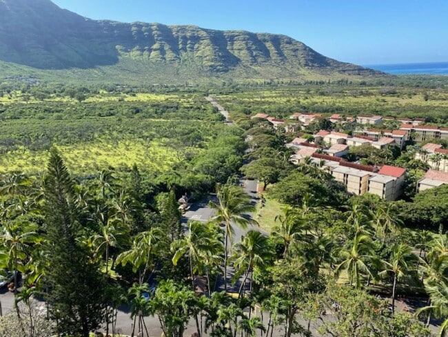 Photo - Makaha Valley Towers Unit 1620