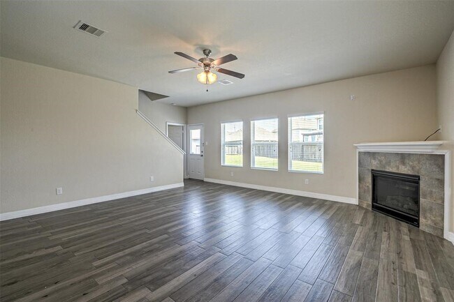 Photo - 17822 Aveleigh Ln