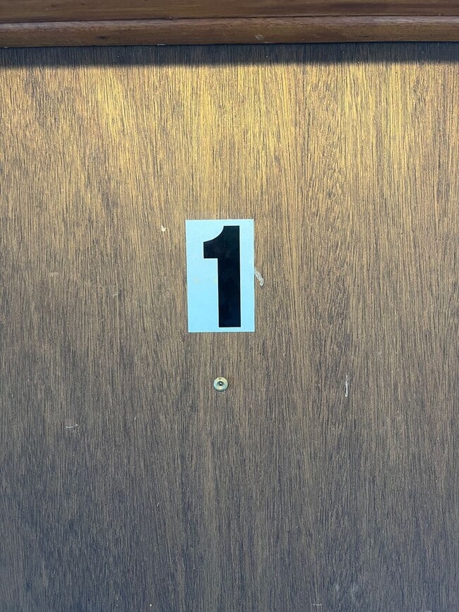 Building Photo - Moose Haus Apartments